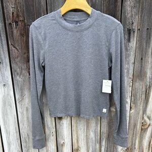 NWT Vuori Mudra Long Sleeve Fitted Ribbed Tee Shirt Thermal Henley Grey L